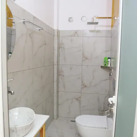 Guest house Airport Comfort Nest 1